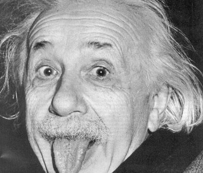 BABA, IŞIK HIZINI GEÇSENE!