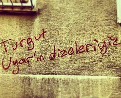 YIK DUVARLARI ÇOCUK!!