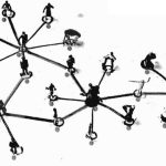 SOSYAL AĞLARIN KÜÇÜK DÜNYASI: “ELDEN ELE AKTARALIM LÜTFEN!”